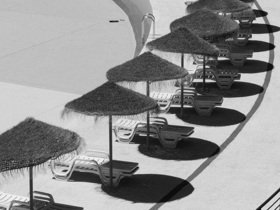 Poolside parasols in black-white