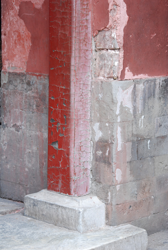 old red pillar