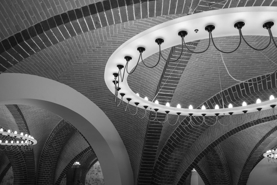 Rijksmuseum vault in black and white